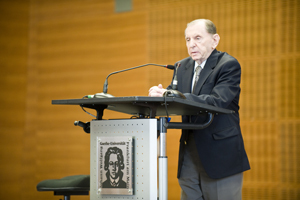 Saul Kagan spoke for the Claims Conference'© Eva & Artur Holling